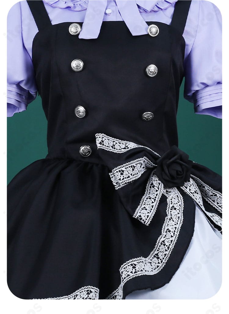 小鳥遊六花 ゴシック服コスプレの胸元装飾詳細。フロントリボンとレーストリムの繊細なデザイン。