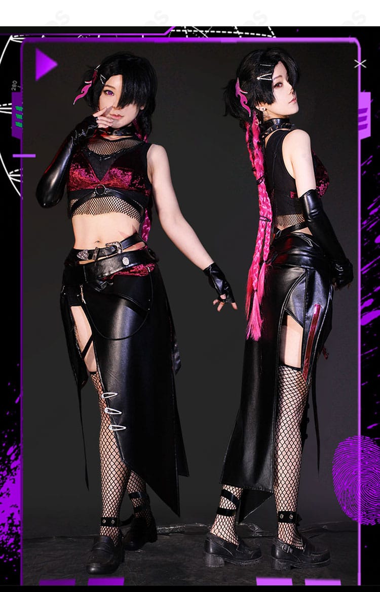 アザミ衣装を着用したモデルの全身。直線的シルエットとクールな雰囲気が伝わるイベント・撮影向けスタイリング