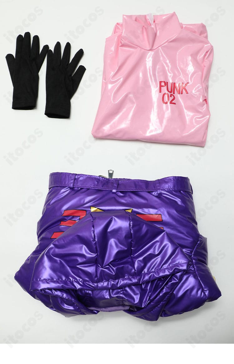 セット内容一式（コート、ボディスーツ、手袋×2、レッグカバー、耳飾り）を並べた画像。