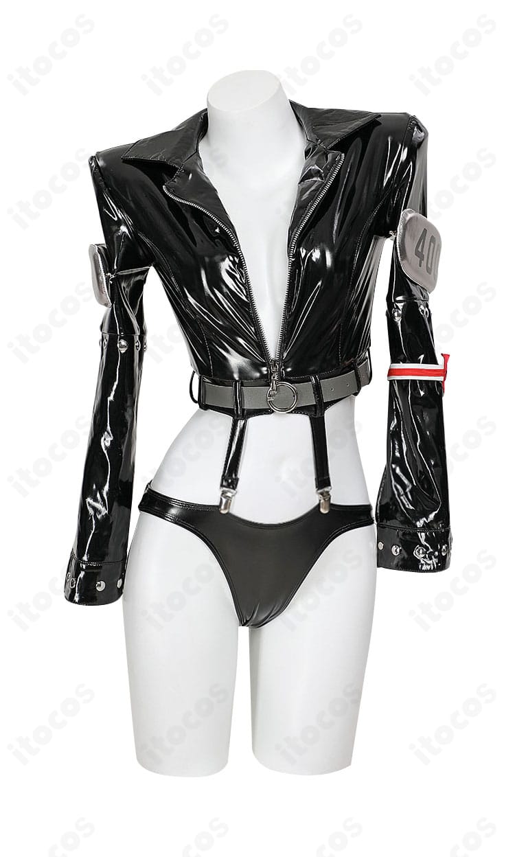 ONE PIECE ニコ・ロビン エッグヘッド編コスプレ衣装の正面全体。トップスとショートパンツ、腕飾りまで高再現のセット構成。