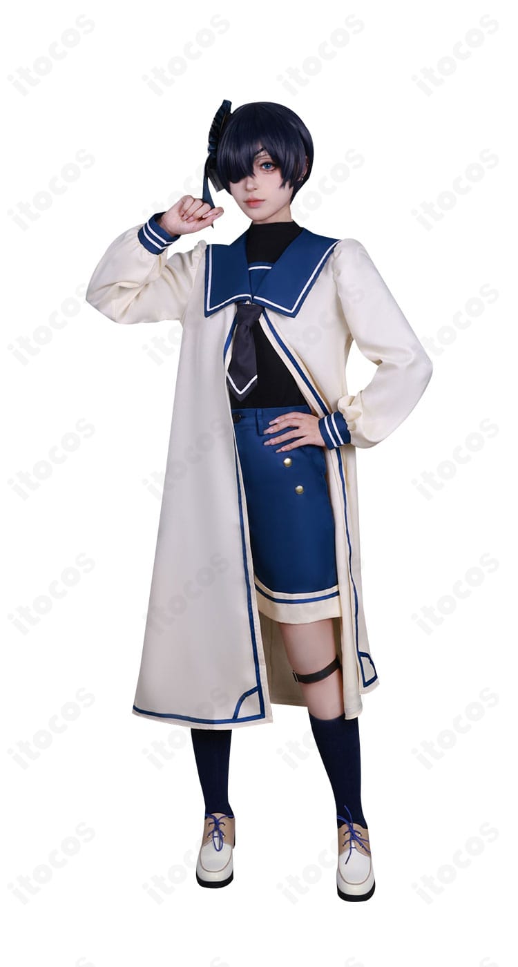 黒執事 シエル・ファントムハイヴの伯爵礼装コスプレを正面から撮影。貴族スタイルの端正なシルエットと再現度が分かる構図。