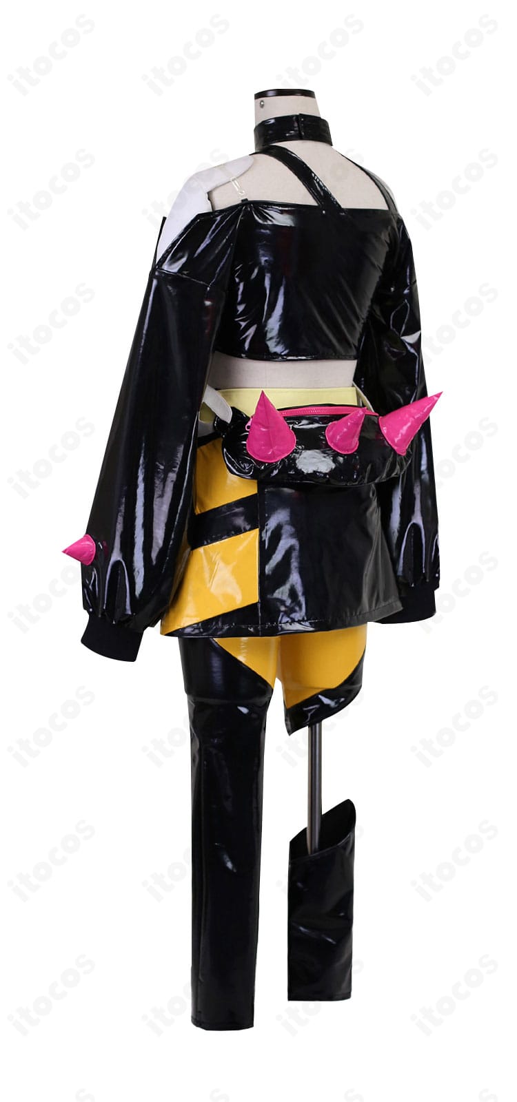 サンゴ コスプレ衣装 側背面の詳細。腰周りの装飾と縫製ラインが見えるディテールカット。