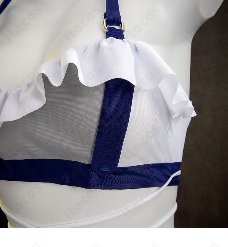 ティファ・ロックハート シャインフリッパー水着 胸元装飾のクローズアップ。装飾パーツの質感と留め付け