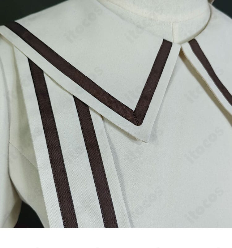 木之本桜「水族館」コスプレ衣装 襟元・装飾のクローズアップ。質感と縁取りの表情。