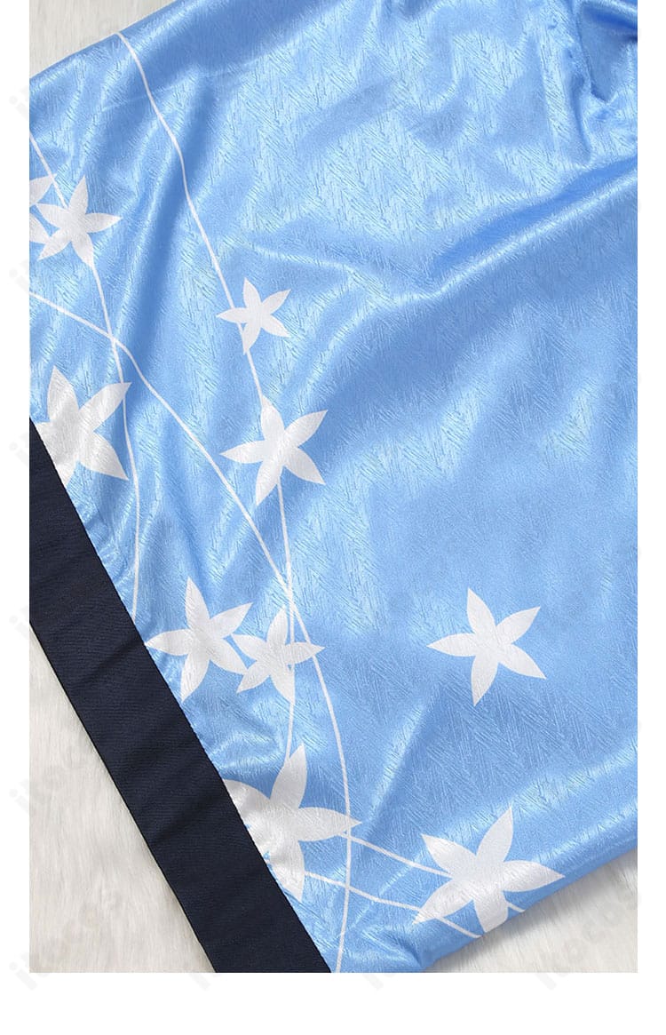 左袖の装飾ディテール。左右のアクセントの違いとデザイン性を表現。