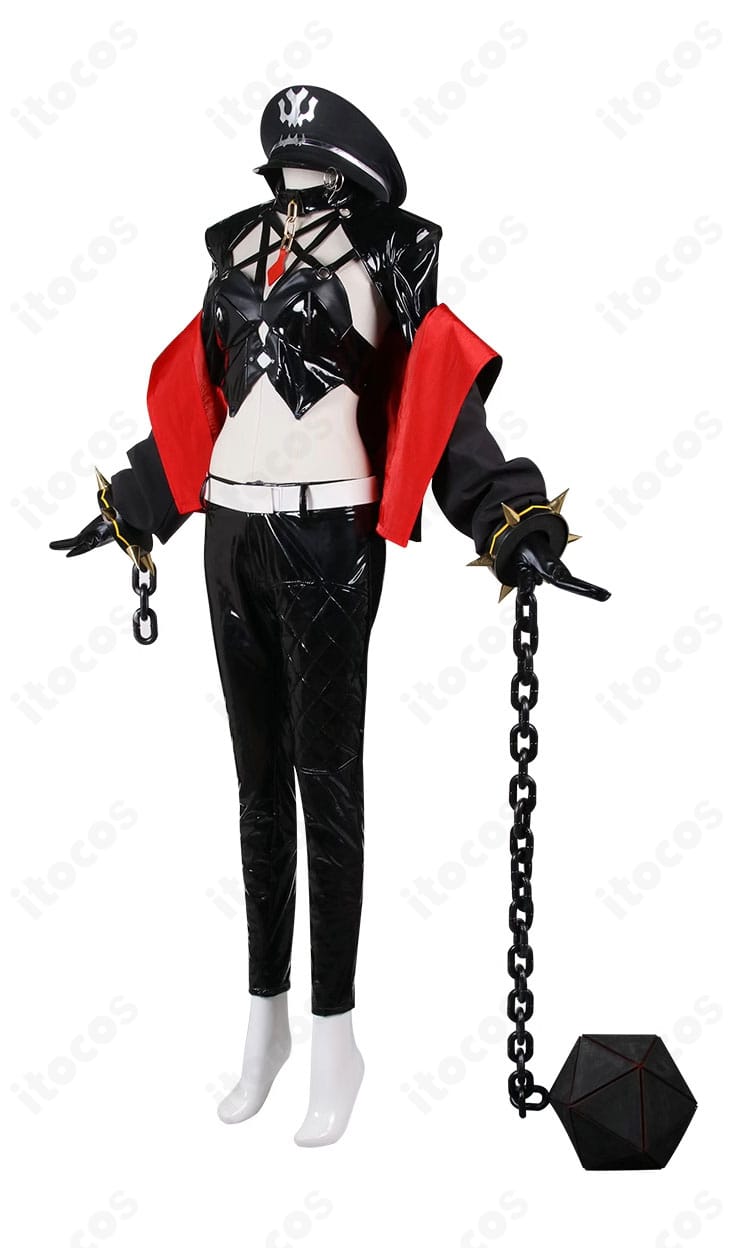 シャックル カトリーナ コスプレ衣装の側面。コートのシルエットと腕周りの装飾が見える角度