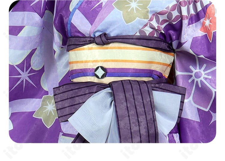 腰封（帯）の装飾クローズアップ。模様と立体感でキャラクターらしさを表現。