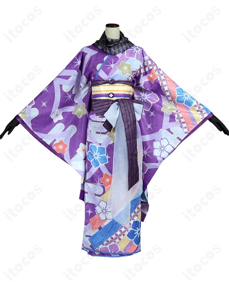 正面からの暁美ほむら 晴着衣装。和装シルエットと配色、蝶装飾が映えるフロントビュー。