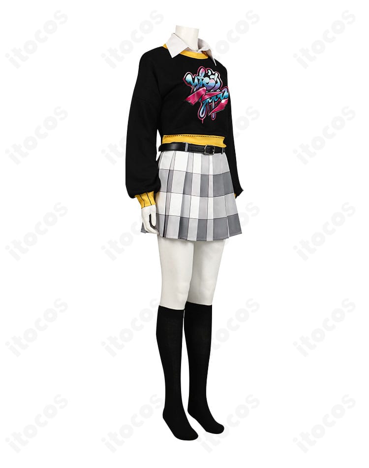 新井素羽 コスプレ衣装の右側面。サイドラインと装飾位置の仕上がりを示す画像