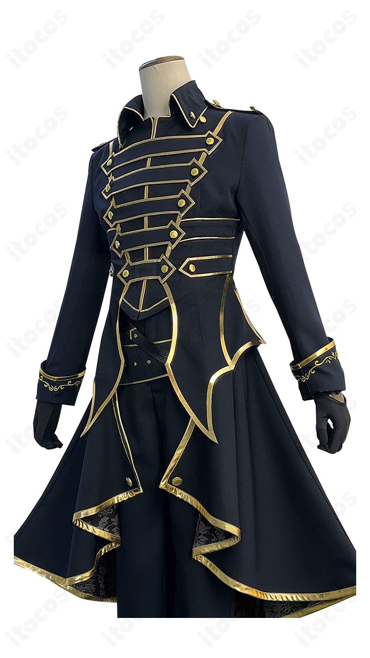 ブルーロック 潔 世一 悪魔コスの左側面ディテール。太ももベルトやサイド装飾のライン構成を強調したカット