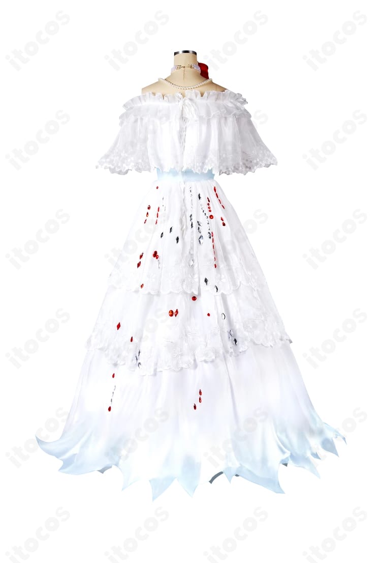 背面デザイン全景。大型の蝶結びとスカートの流れを忠実に再現