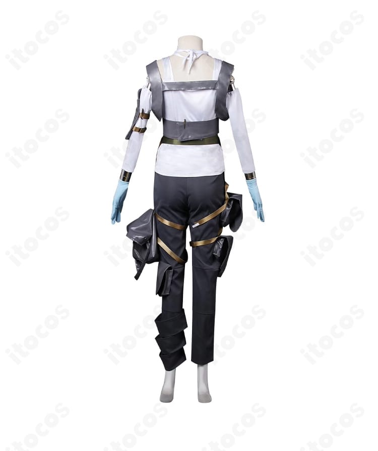 ライフライン コスプレ衣装の背面。ベルト配置とシルエットの確認カット