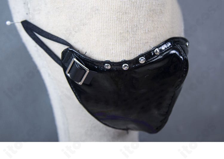 メイデン衣装のマスク側面と装飾パーツの造形