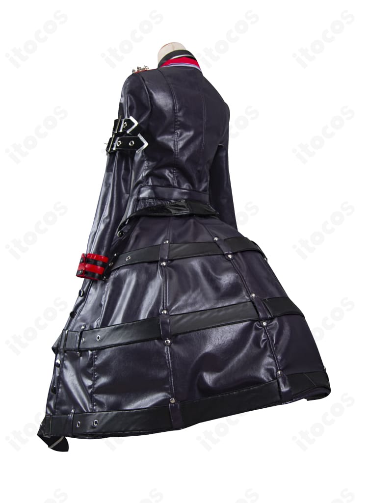 メイデン コスプレ衣装の背面ディテールとシルエット