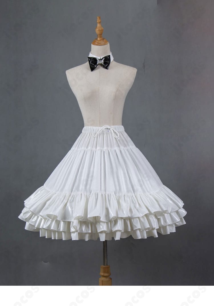 ココア メイド服スカート前面のフリル詳細。ボリューム感ある裾まわりを強調。