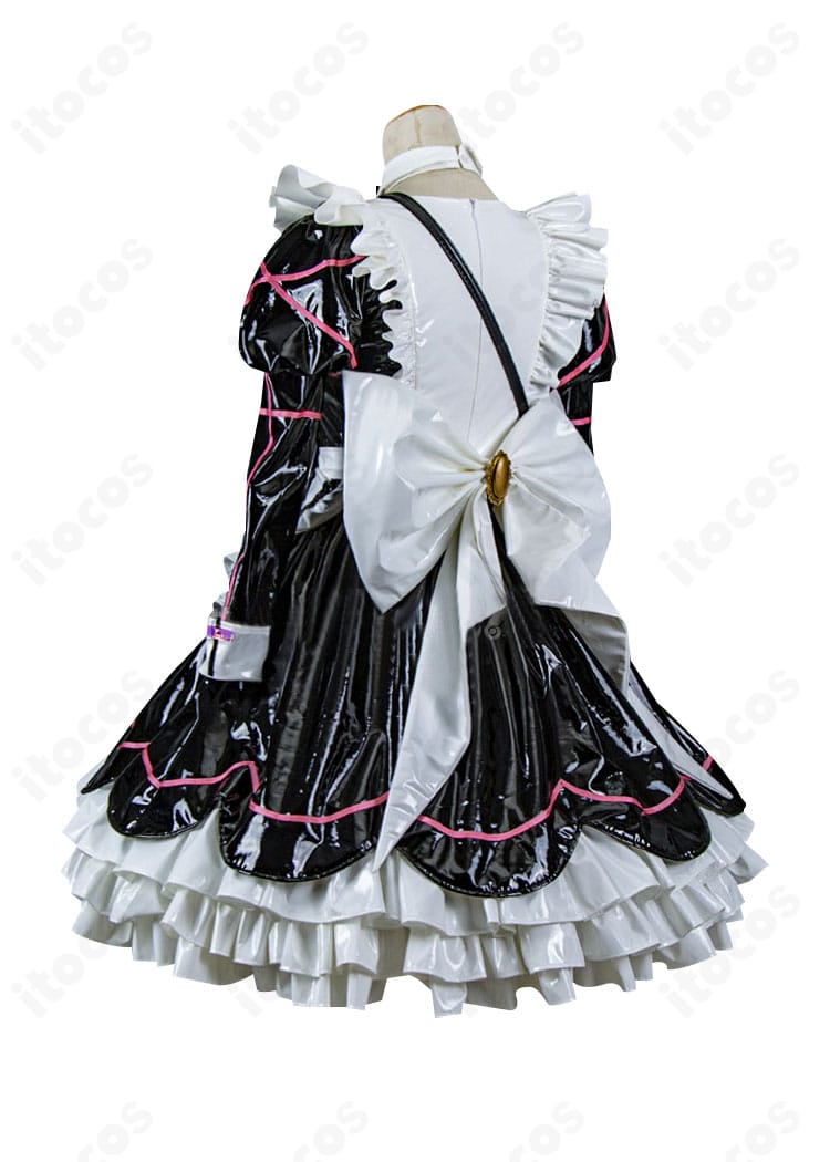 ココア メイド服の背面ディテール。大きな蝶結びが映える後ろ姿のポイント。