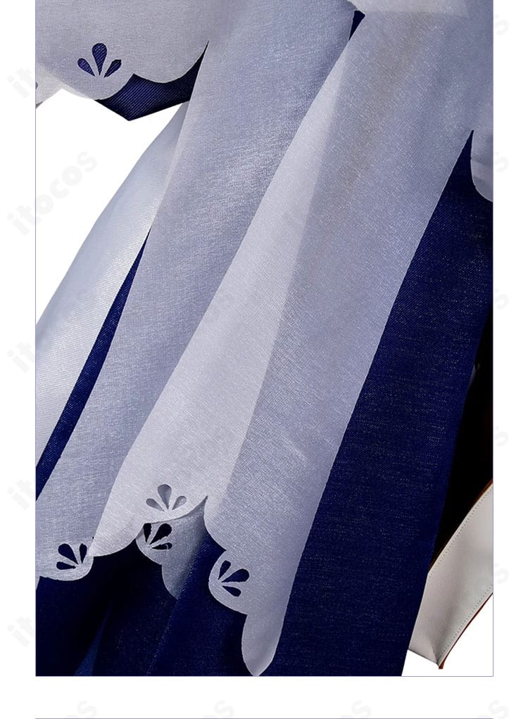 裾装飾のクローズアップ：縁取りとカラーブロックのバランス