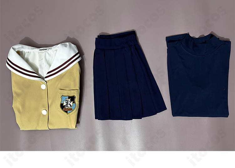 ウエストと腰部のデザイン。フィット感とスカートの落ち感を確認できるディテール。