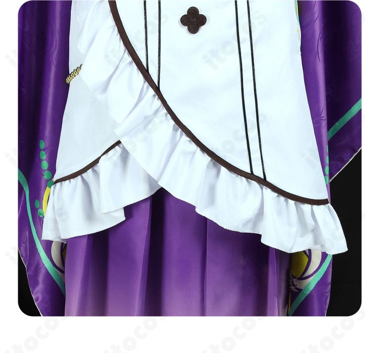 エプロン裾の装飾ディテール。動きに合わせて美しく揺れる意匠