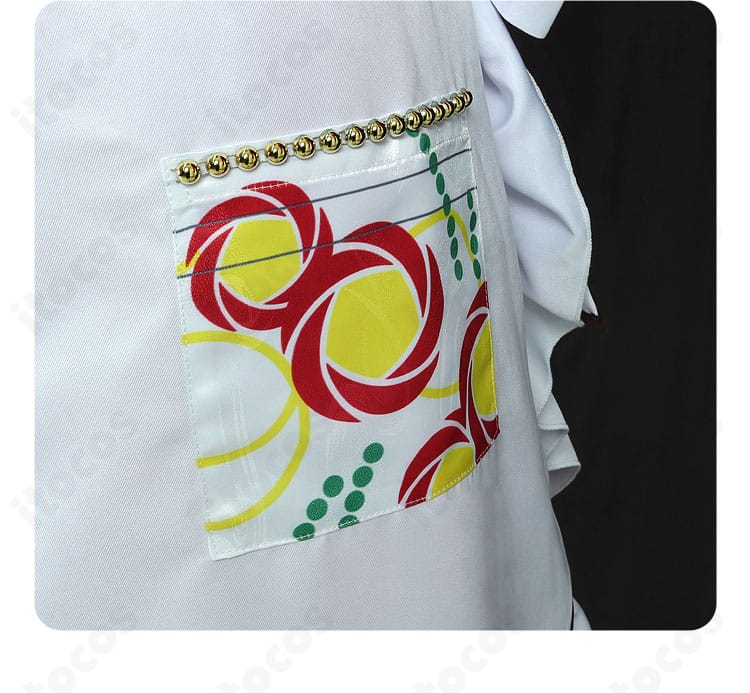 腰回りのポケット装飾。実用性とデザイン性を両立したウエスト周辺のクローズアップ