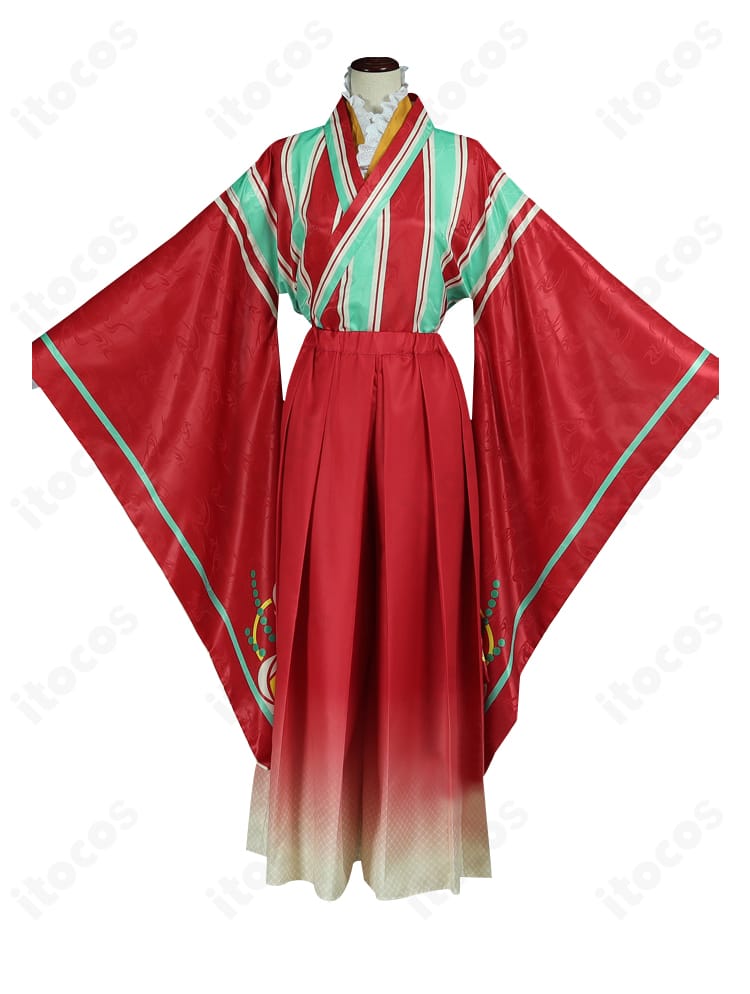 インナー正面の装飾ディテール。胸元の刺繍と装飾パーツが映える近接ショット