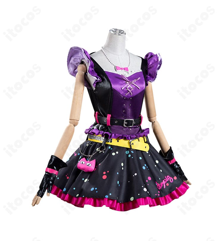 アイカツオンパレード！ 星宮いちご スイートデビル衣装 右側面。ウエストライン、ベルト位置、袖のボリューム感を示す詳細。