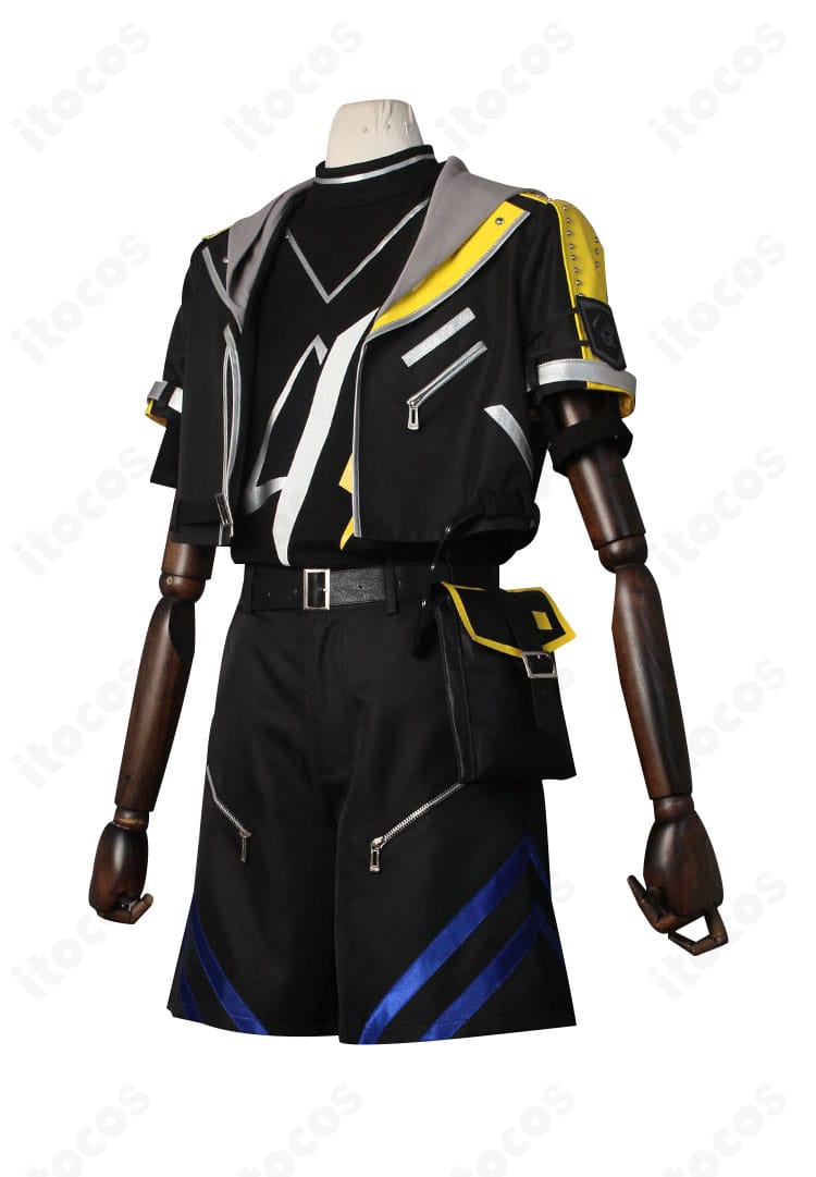 レオナルド・ライト・Jr コスプレ衣装の側面。コートのシルエットと側面装飾の位置関係