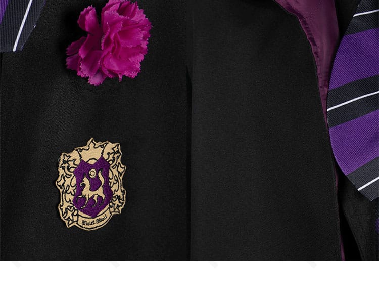 グレゴリー・バイオレット 寄宿学校編コスプレの肩〜袖の花飾りモチーフの拡大。立体感のある装飾を確認。