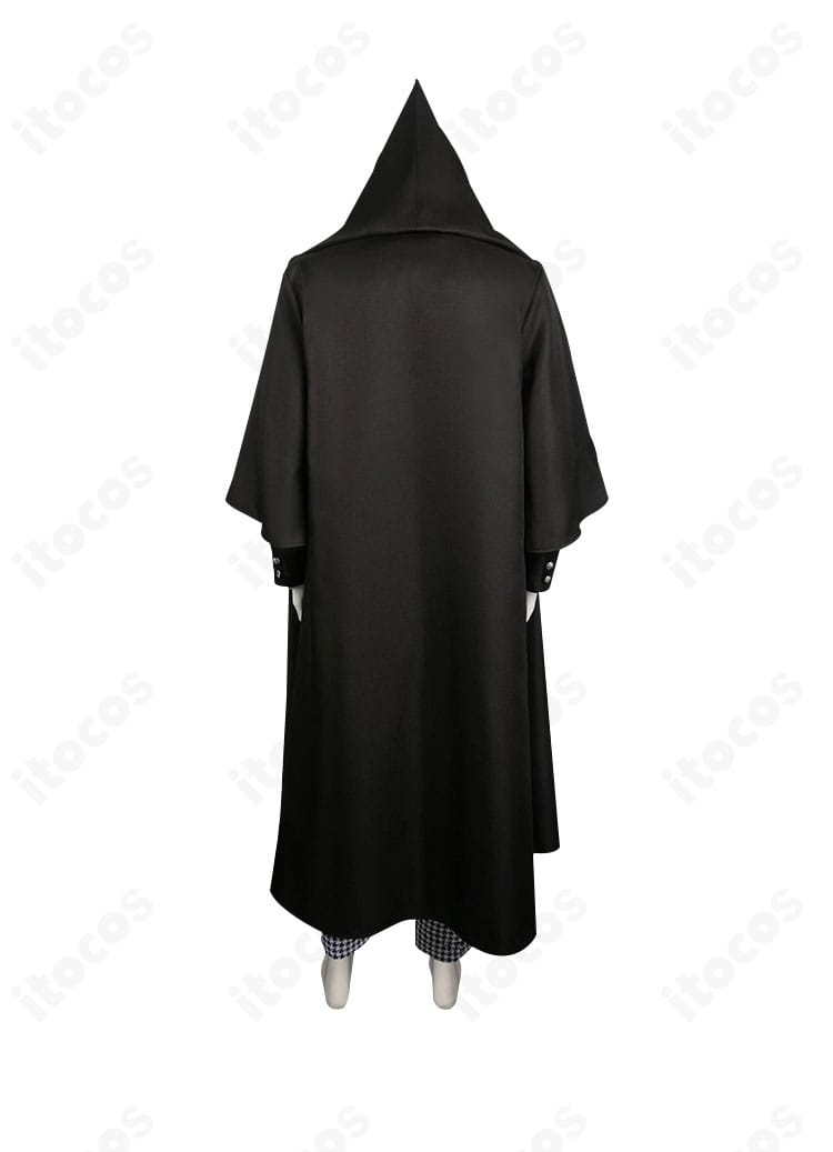 黒執事 グレゴリー・バイオレット 寄宿学校編コスプレ衣装の背面。マントのシルエットと背面の切り替えが分かる。