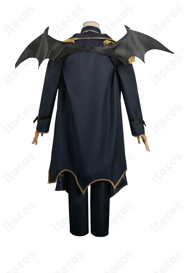 ブルーロック 凪誠士郎 悪魔コスプレ衣装の背面。背中のデザインと取り付け式の翼アクセサリーの質感が分かる