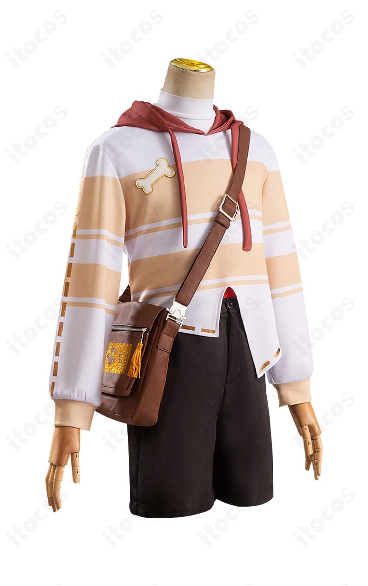 第五人格 ポストマン ローソンコラボ衣装の側面。ショルダーバッグの位置と袖ラインの再現を確認。