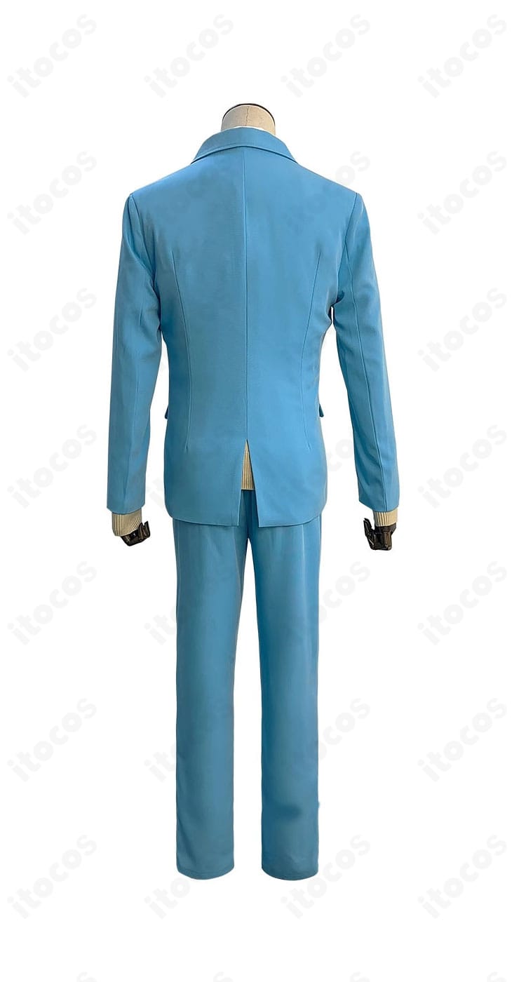 スキップとローファー 志摩聡介コスプレ衣装の背面。背中から裾までのシルエットと着丈感を確認できる写真