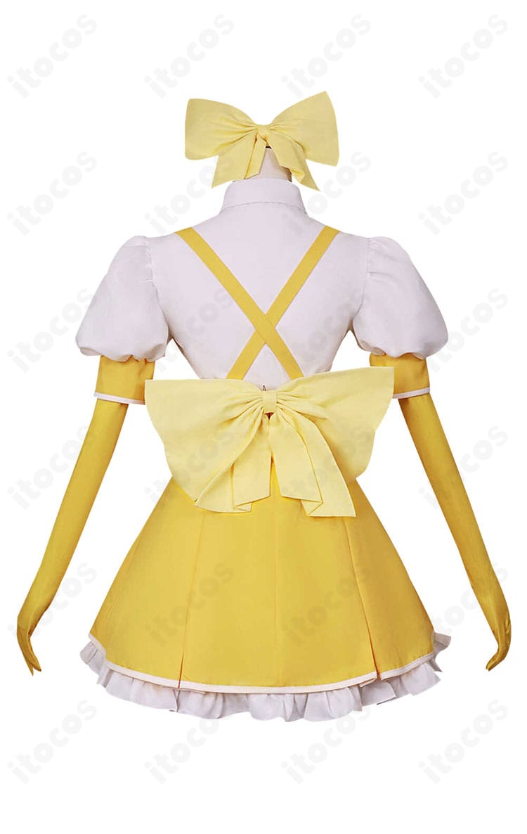 魔法少女にあこがれて 天川薫子 コスプレ衣装 背面全身。バックスタイルのラインと留め具位置を示す画像