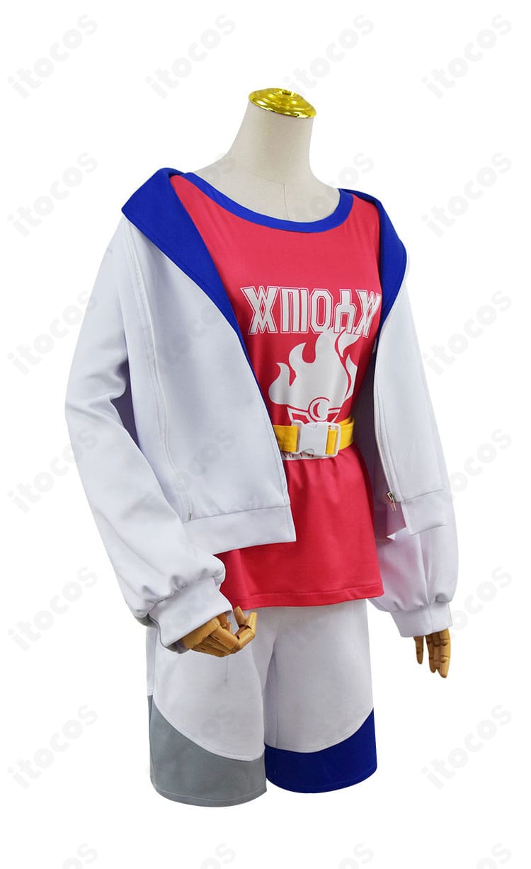 スグリ 藍の円盤 学園制服コスプレの右側面。コートの袖ラインとショートパンツのバランスを示す角度