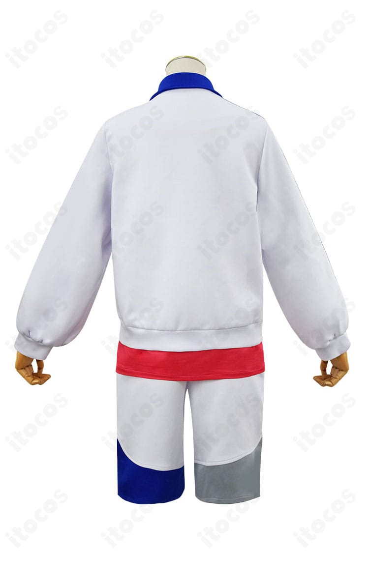 スグリ 藍の円盤 学園制服コスプレの背面。コートの背中心ラインと裾の広がり、ショートパンツの丈感を表現