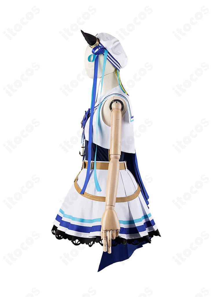 ヴィブロス勝負服の左側細部。装飾ラインと刺繍の見え方を確認できる近接ショット。