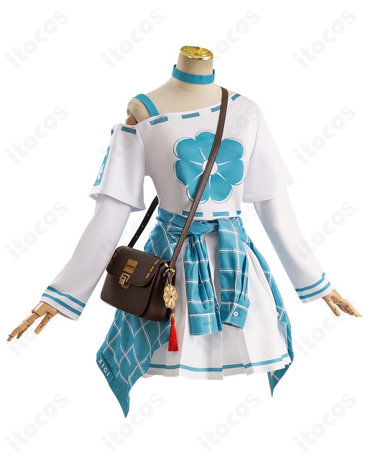 アニー・レスター コラボ衣装の側面。シルエットとサイドのラインディテールを確認可能。