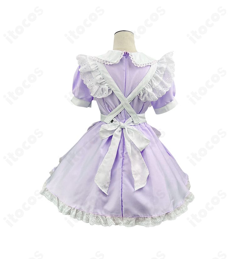 マギアレコード 暁美ほむら メイド服コスプレの背面。リボン結びと裾のフレア感が映える後ろ姿を強調。