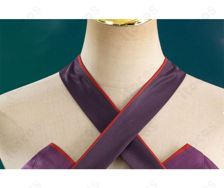 ムラサメ衣装の首元アップ。繊細な刺繍と上品なパーツ構成を捉えたディテール画像。