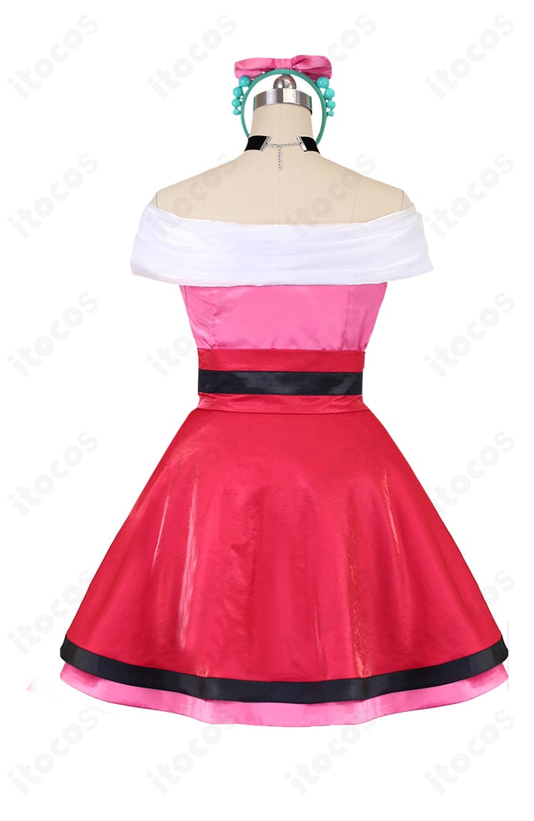 ポケモンXY&Z セレナ ステージ衣装の背面全体。後ろ開きの構造とスカートの広がりを表示。