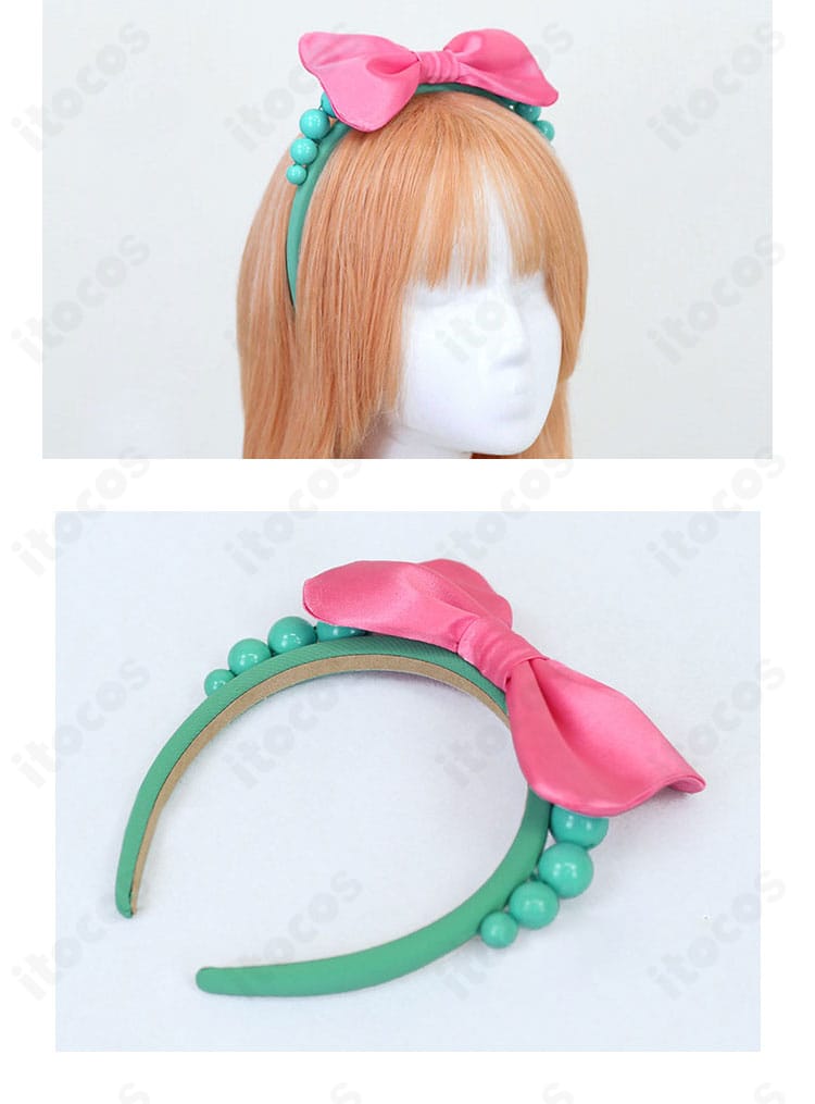 セレナ ステージ衣装の髪飾りとカチューシャ。形状とカラーの再現度を示す近影。