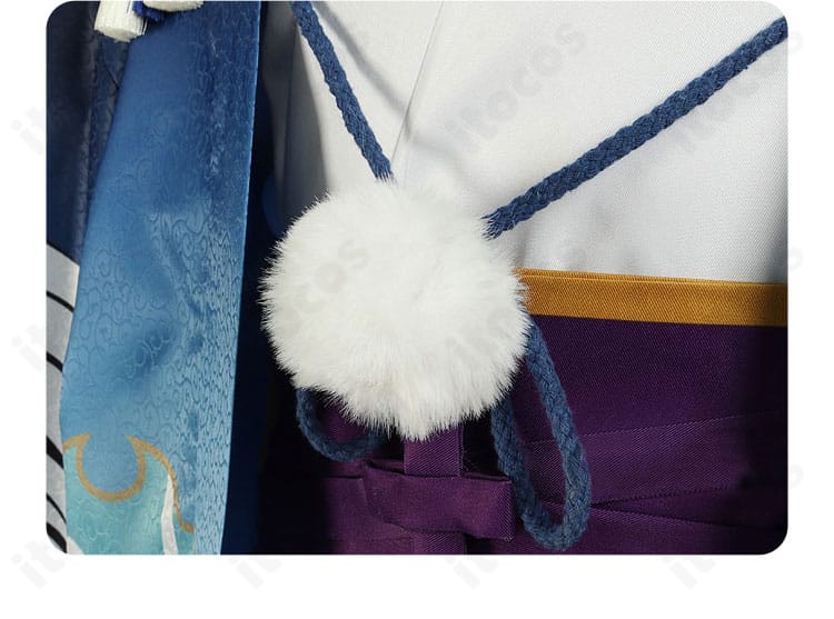 文豪ストレイドッグス 中島敦 寅月ver. コスプレ衣装の装飾ポンポン（小さなボール）のクローズアップ。質感と留め位置が分かる画像。