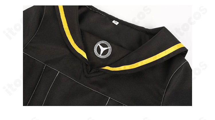 久慈川りせ コスプレ衣装の襟元装飾アップ。刺繍風の意匠とステッチワークを近距離で示すディテール画像。