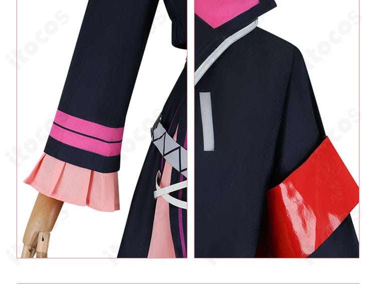 袖口装飾のディテール。カフ部分のデザインとステッチを確認。