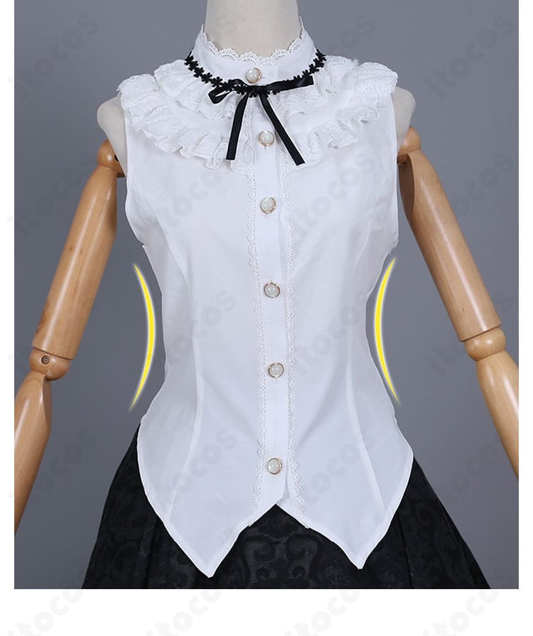 インナー装飾ディテール。胸元と前立ての意匠を確認できるカット。