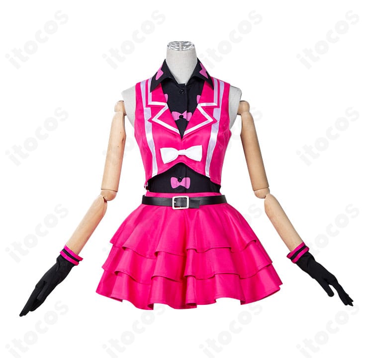 春音あいら ユニット衣装コスプレの正面全身。トップスのライン取りとウエストベルト、蝶結びが分かる構図。