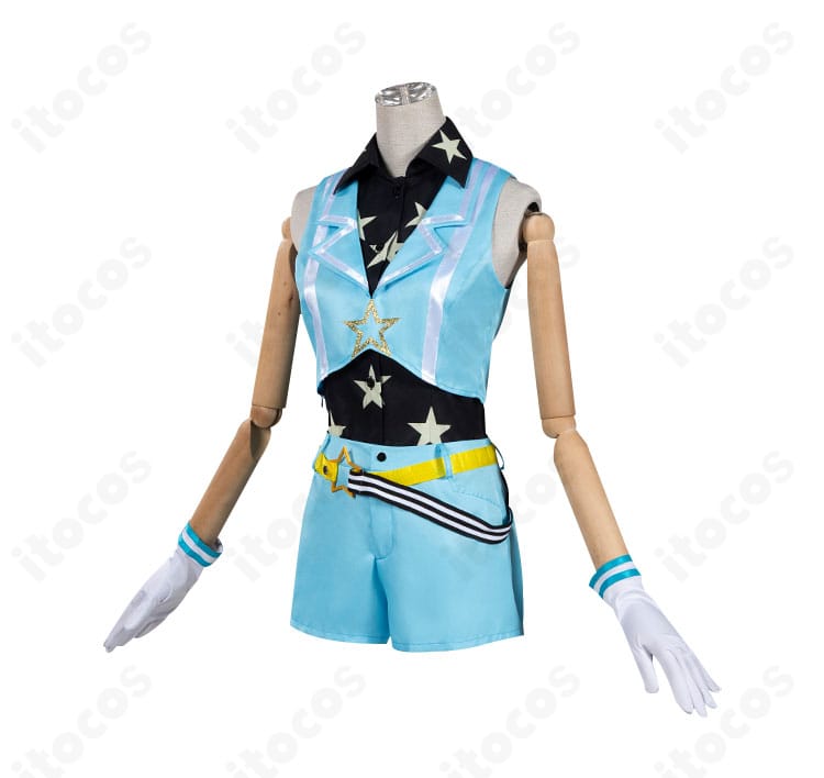 天宮りずむ ユニット衣装コスプレのサイドビュー。ショートパンツのシルエットと側面の装飾バランスを表示。