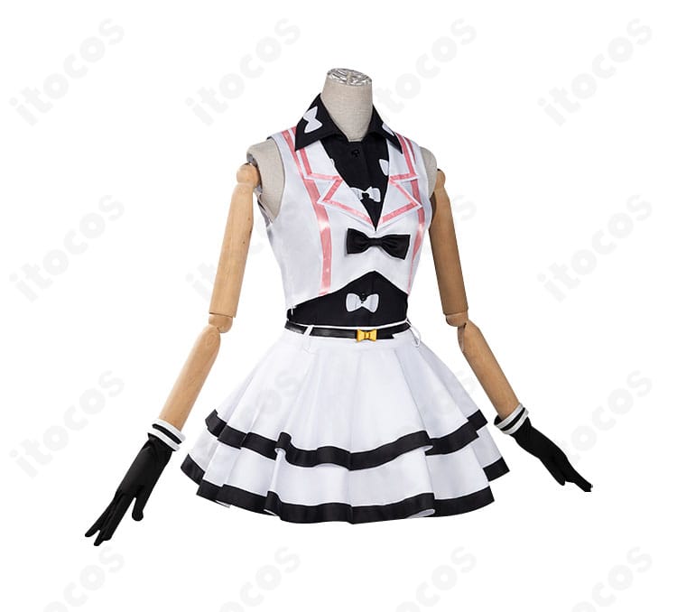 高峰みおん ユニット衣装の側面カット。スカートのラインと全体シルエットの美しさがわかる構図。