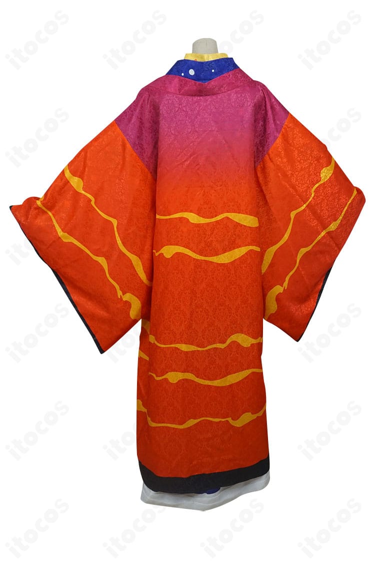 鯉夏花魁 コスプレ衣装の背面。背中のラインと帯の形状、装飾配置が確認できるバックショット。