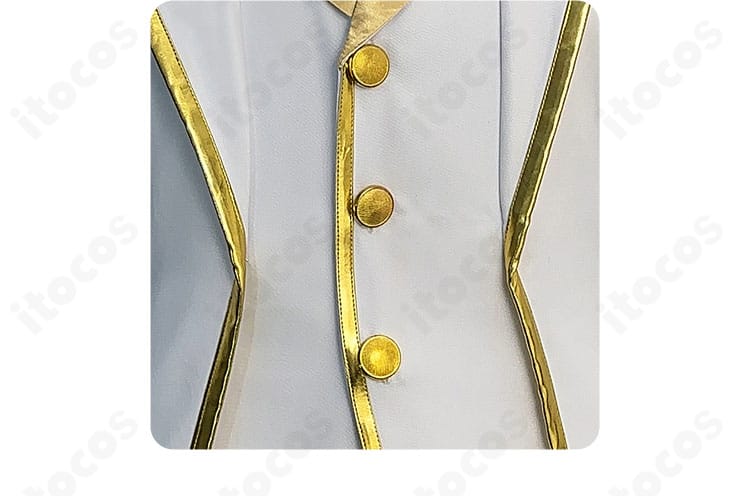 前立てとボタン装飾のクローズアップ。高い再現性と丁寧な縫製が分かるディテール写真。